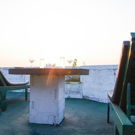 Yoho Beach Glory Hotel نيجومبو المظهر الخارجي الصورة