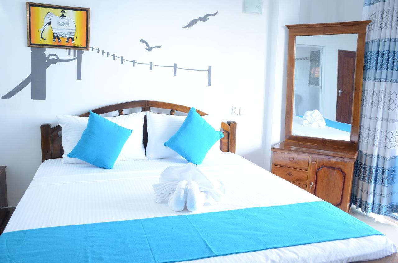 Yoho Beach Glory Hotel نيجومبو المظهر الخارجي الصورة