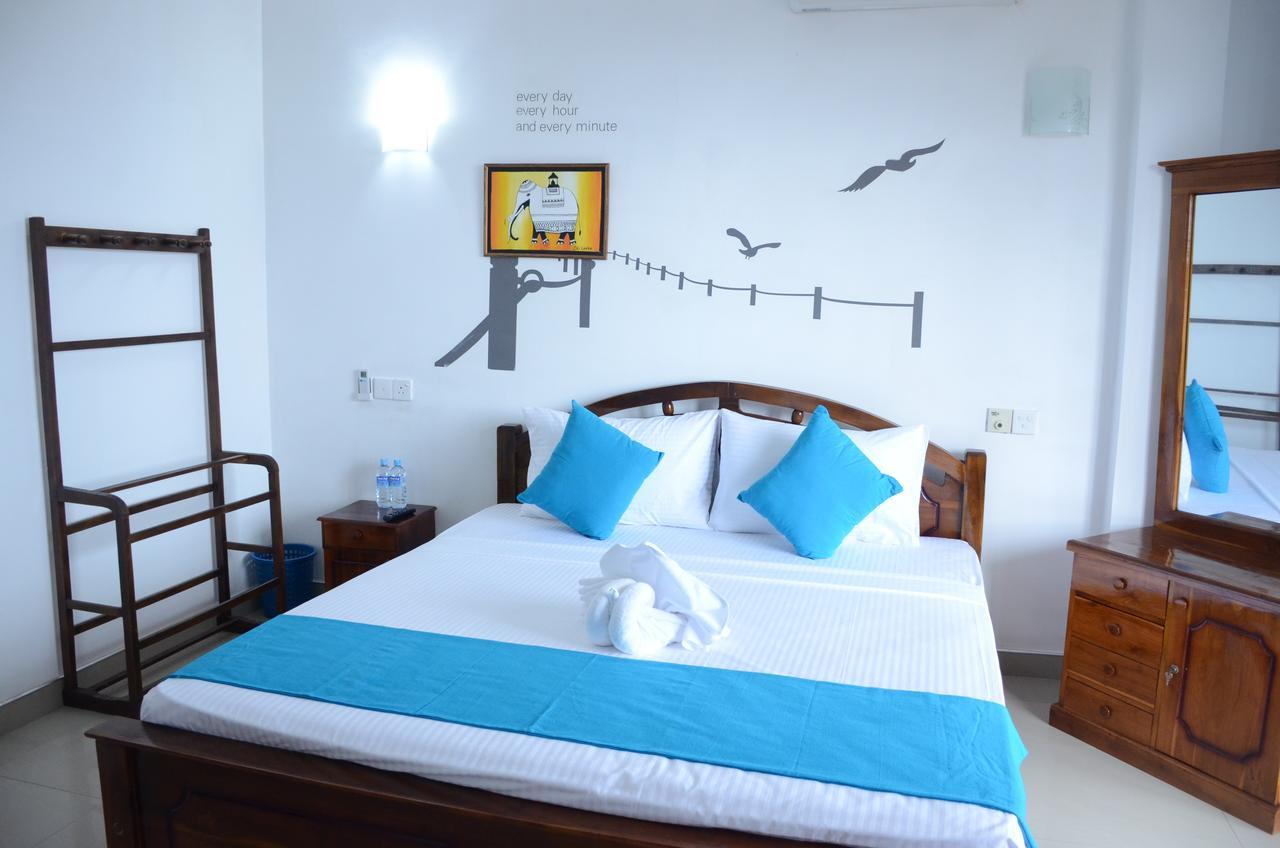 Yoho Beach Glory Hotel نيجومبو المظهر الخارجي الصورة